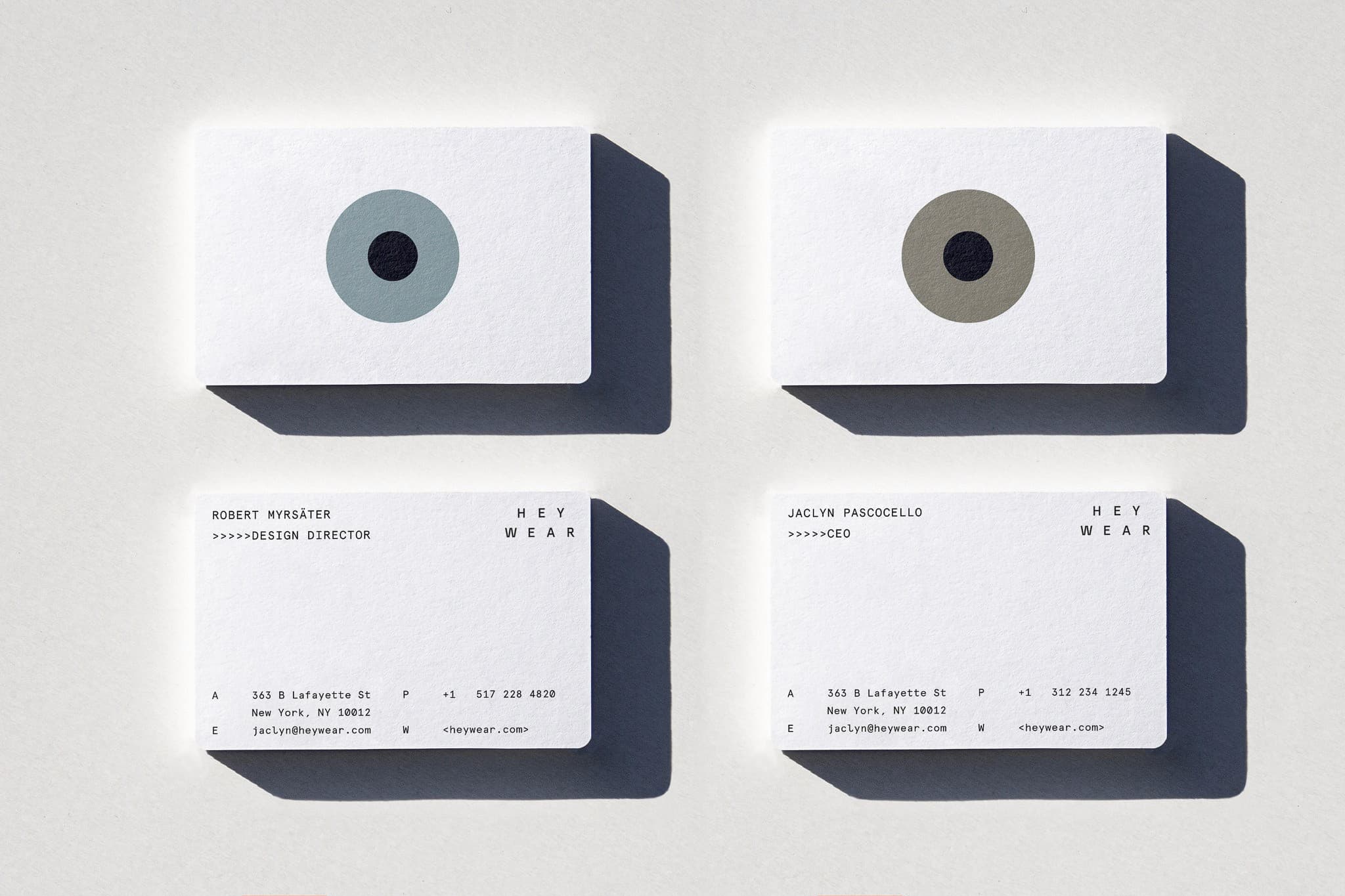 Business cards with lens motif